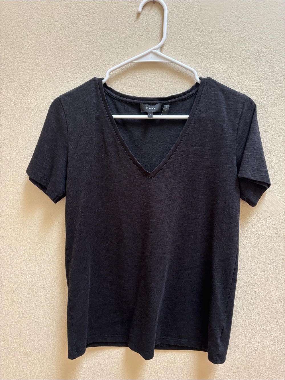 Theory Dark blue (almost black) V-Neck Short Sleeve Top Size S